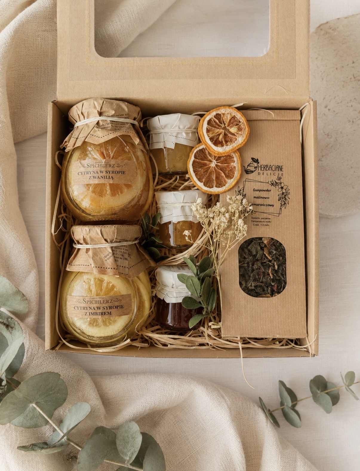 ELEGANCKI BOX PREZENTOWY - CYTRUSOWO-OWOCOWA KOMPOZYCJA